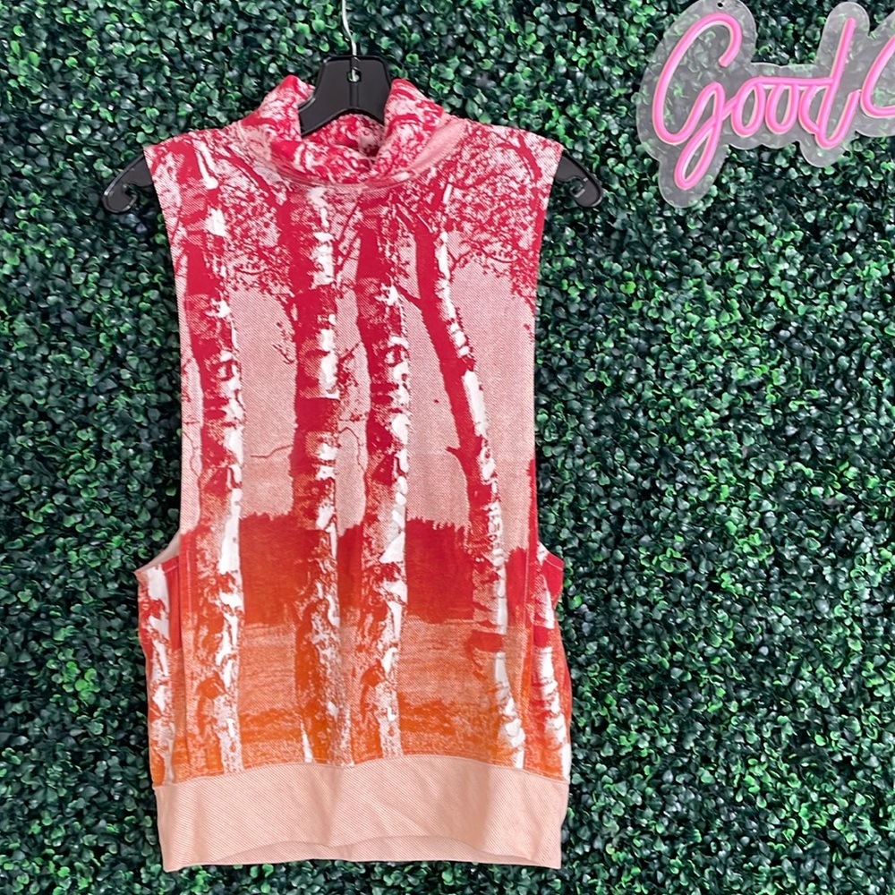 Authentic Balenciaga Women’s top shirt XS MINT